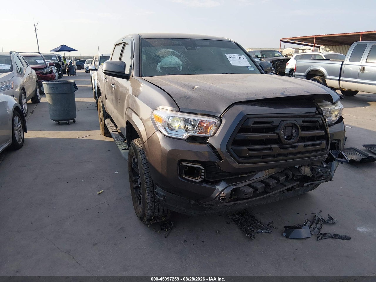 2019 TOYOTA TACOMA SR