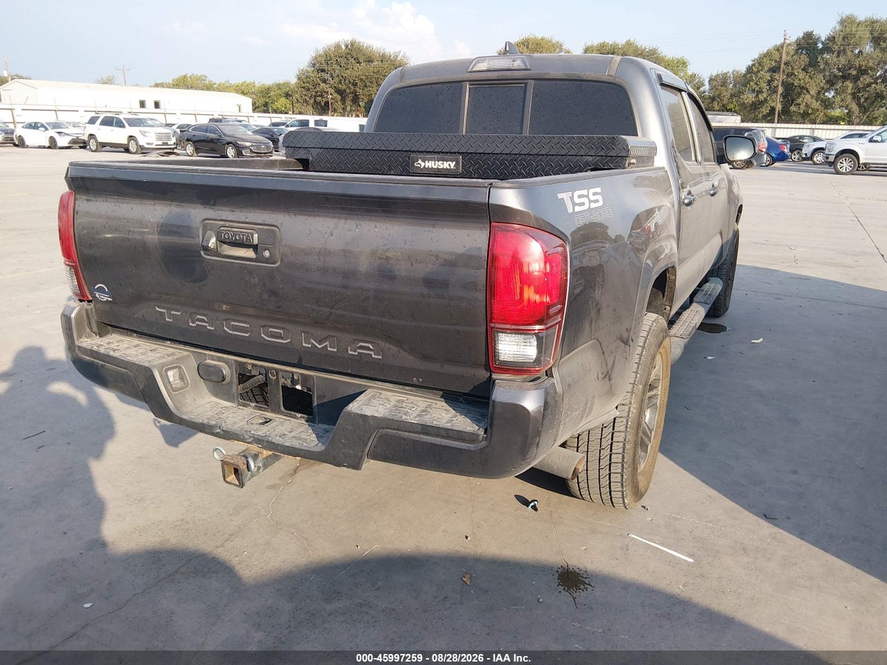 2019 TOYOTA TACOMA SR · 4/11