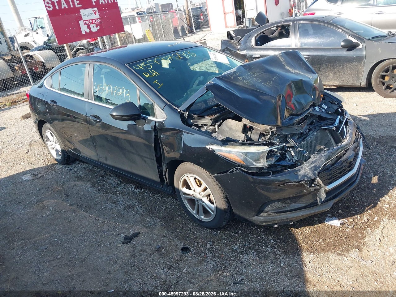 1G1BE5SM8H7****** · 2017 CHEVROLET CRUZE LT AUTO