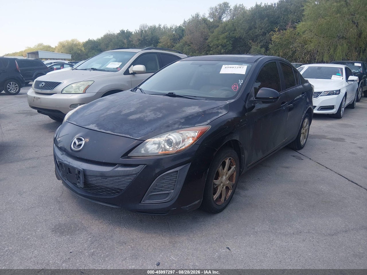 2010 MAZDA MAZDA3 I TOURING · 2/11