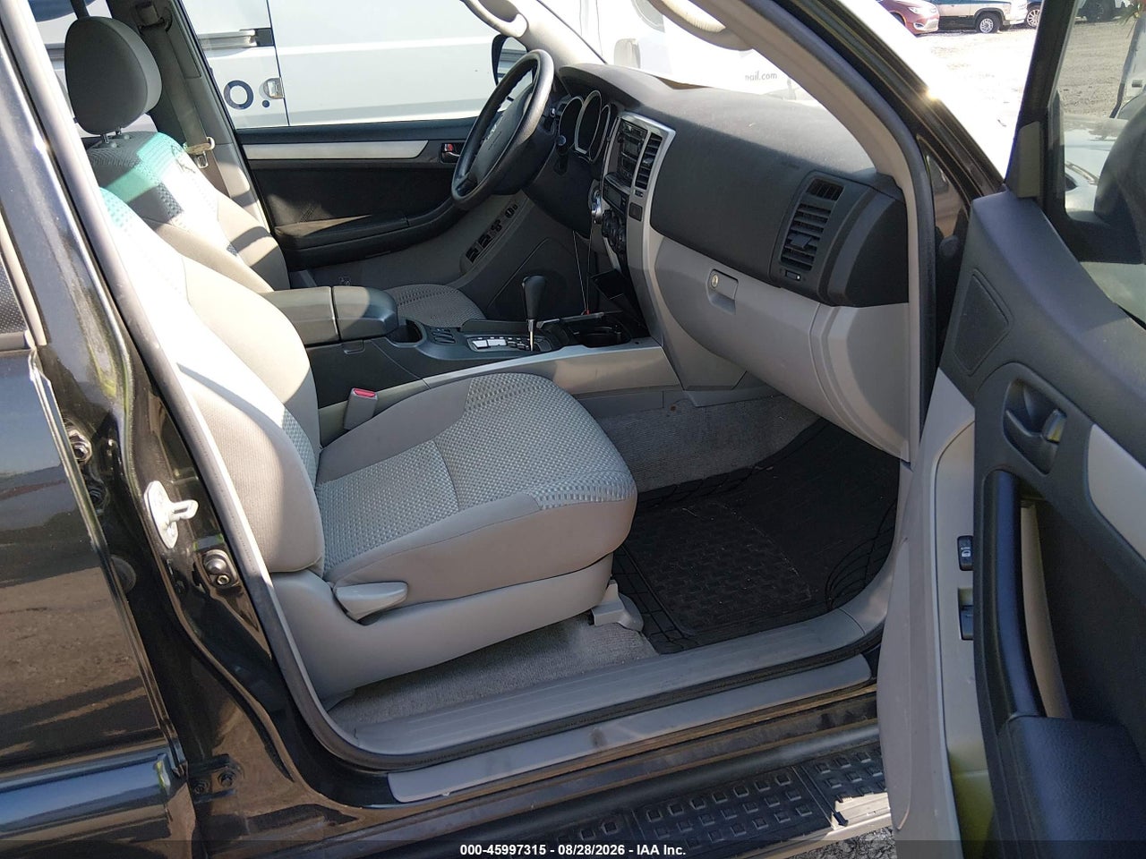 2006 TOYOTA 4RUNNER SR5 V6 · 5/11