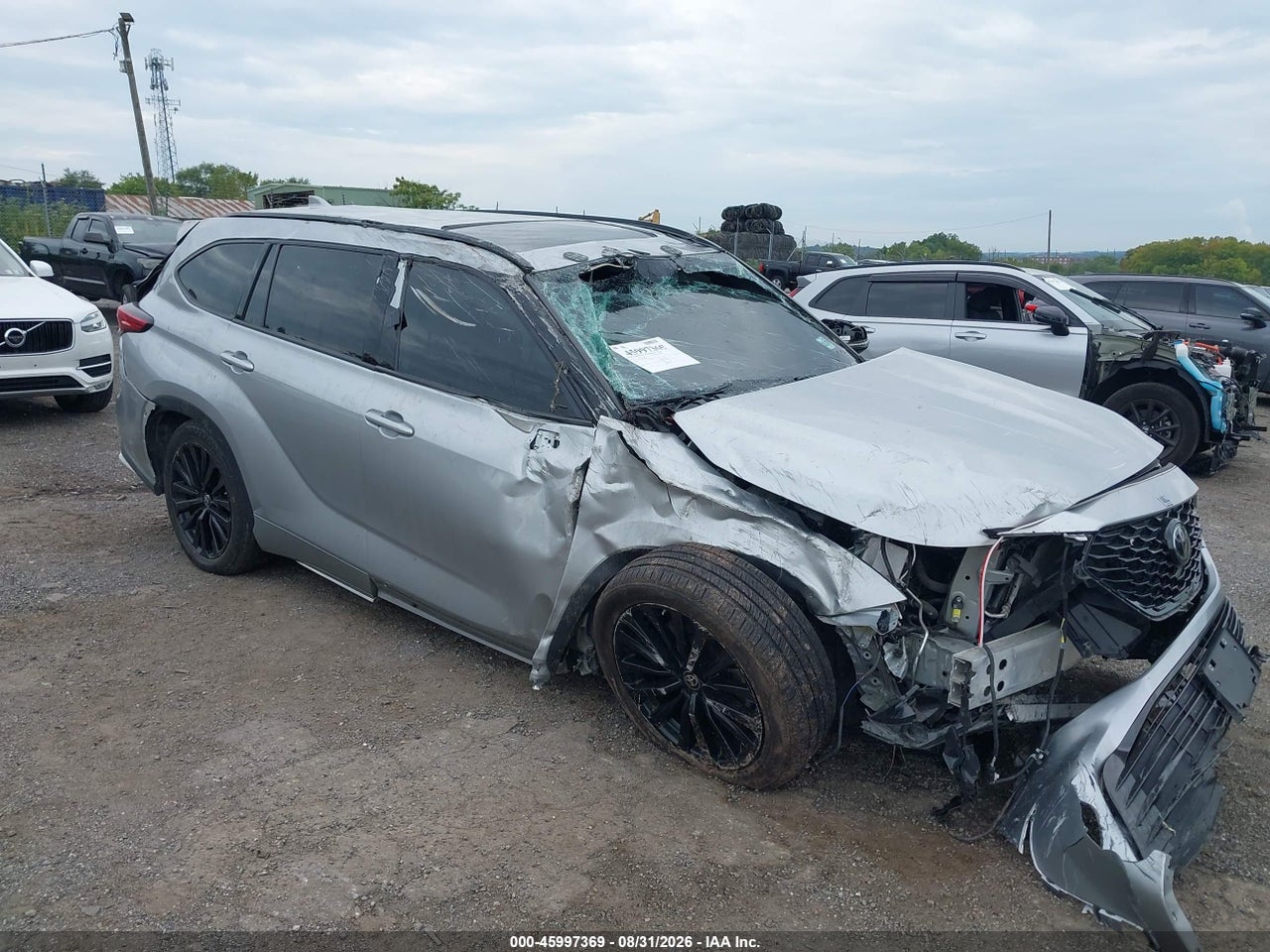 2023 TOYOTA HIGHLANDER XSE