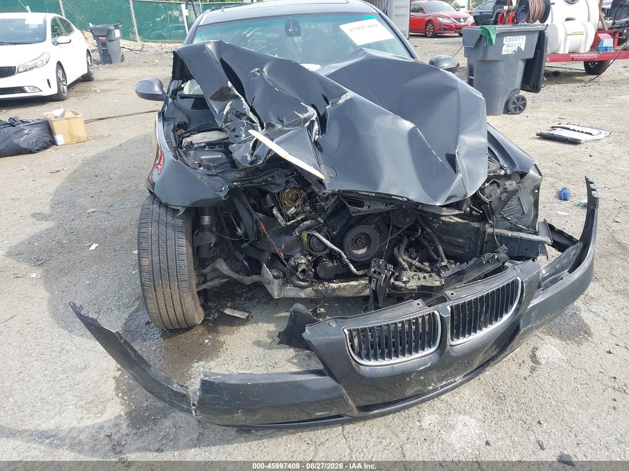 2006 BMW 325I   · 6/11