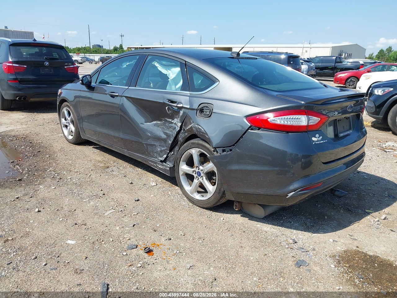 2016 FORD FUSION SE · 3/11