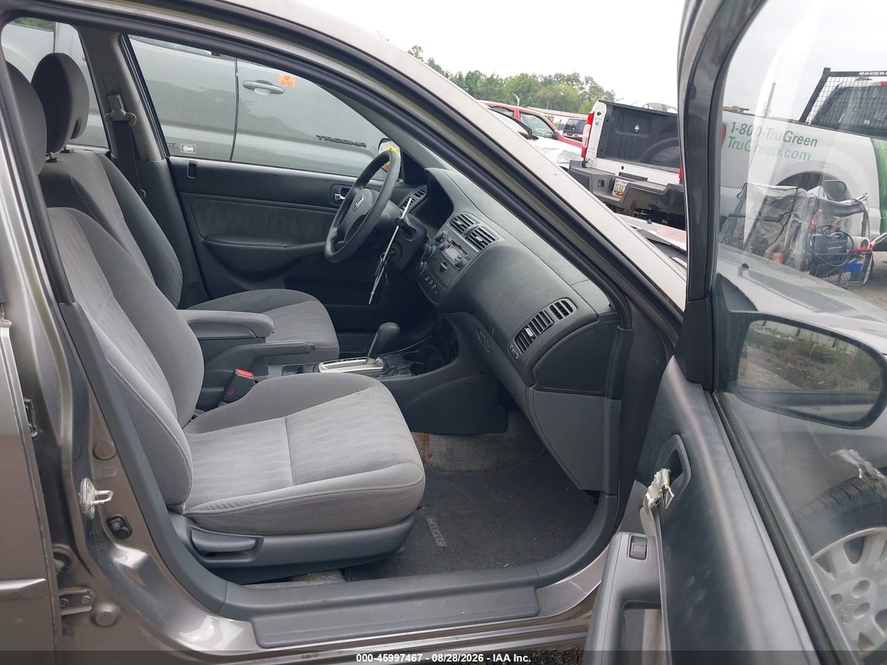 2004 HONDA CIVIC LX · 5/11