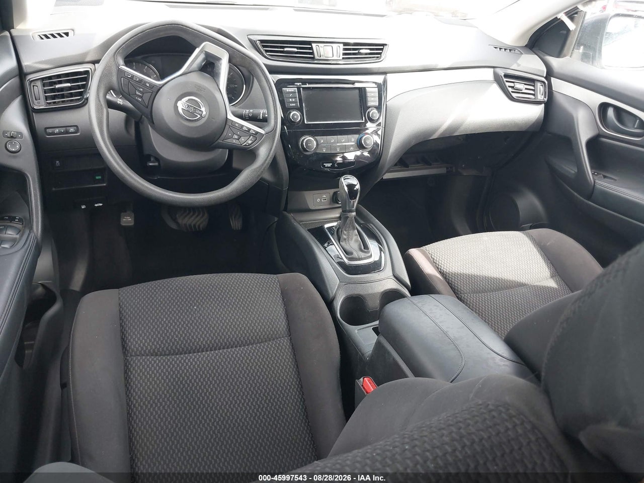 2019 NISSAN ROGUE SPORT S · 5/10