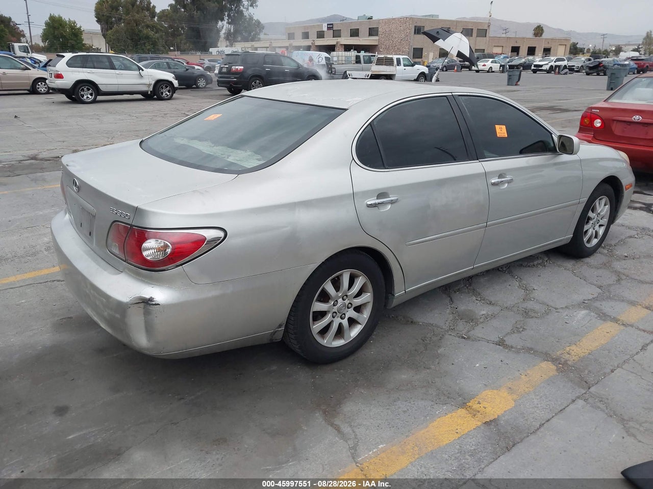 2004 LEXUS ES 330   · 4/11