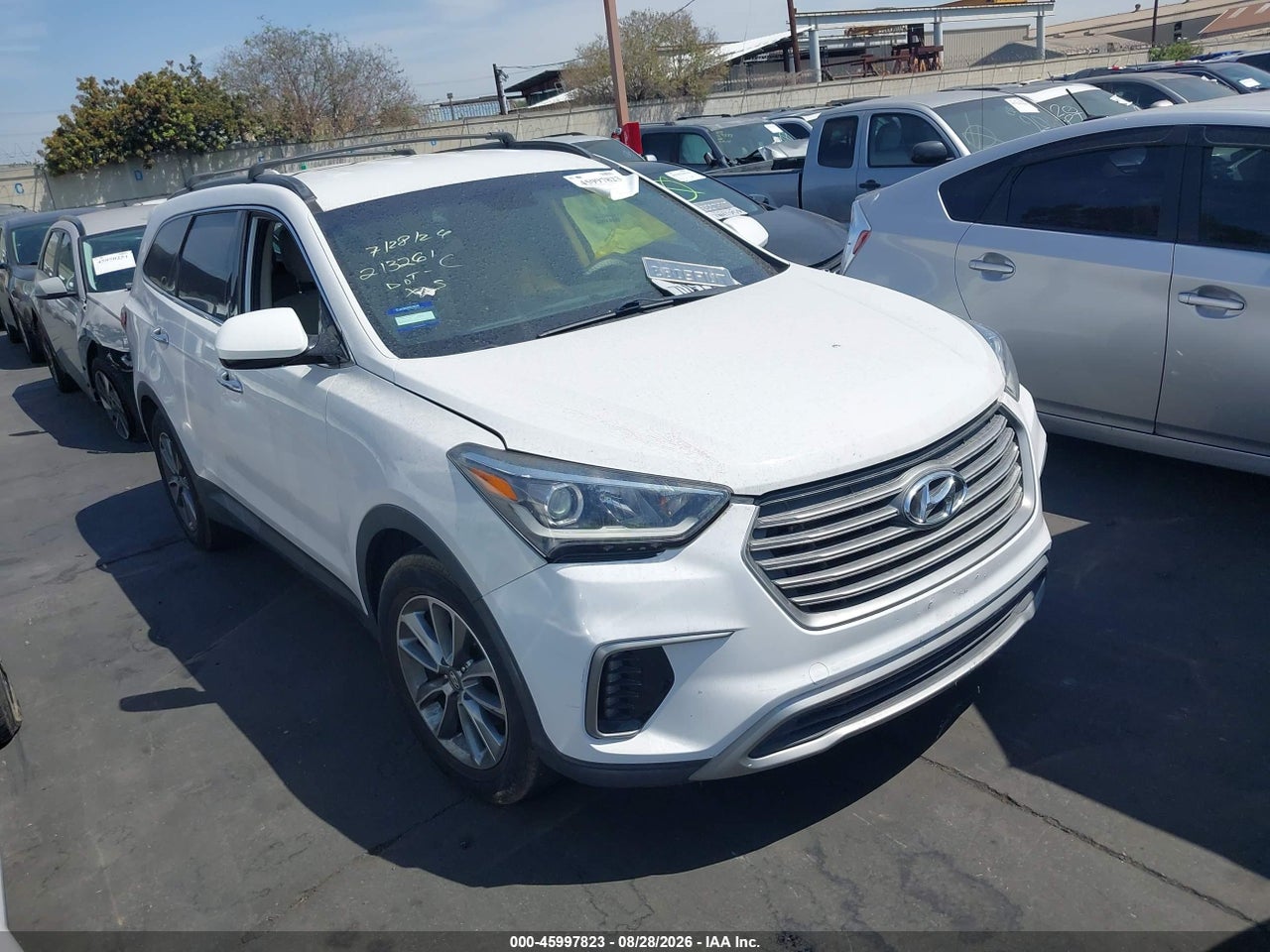 KM8SM4HF0HU****** · 2017 HYUNDAI SANTA FE SE