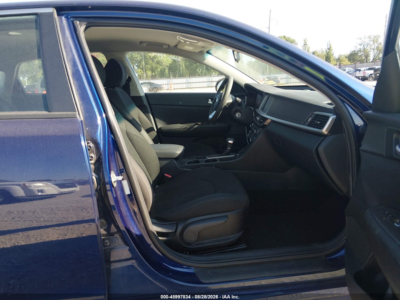 2019 KIA OPTIMA LX · 5/11