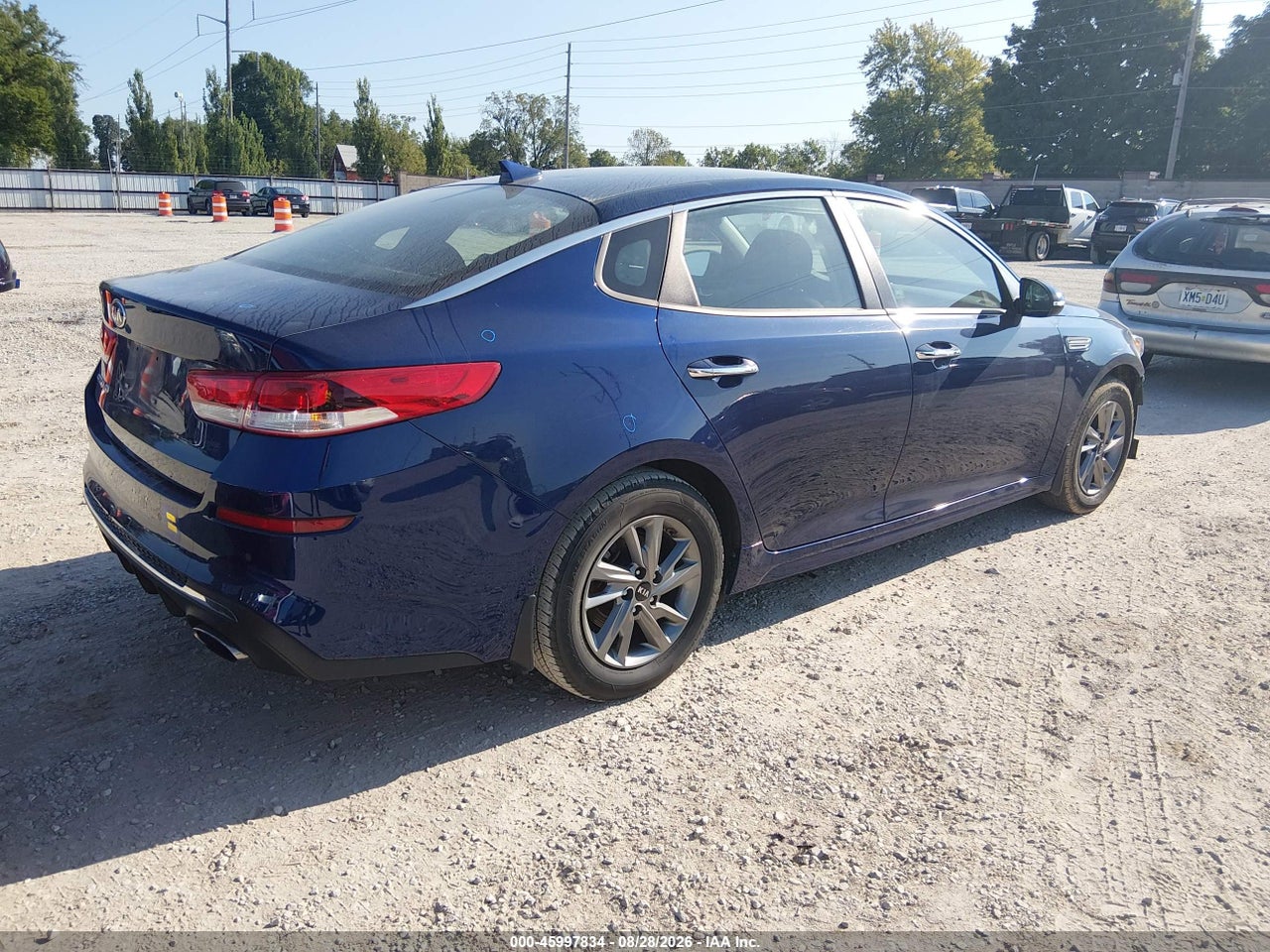 2019 KIA OPTIMA LX · 4/11