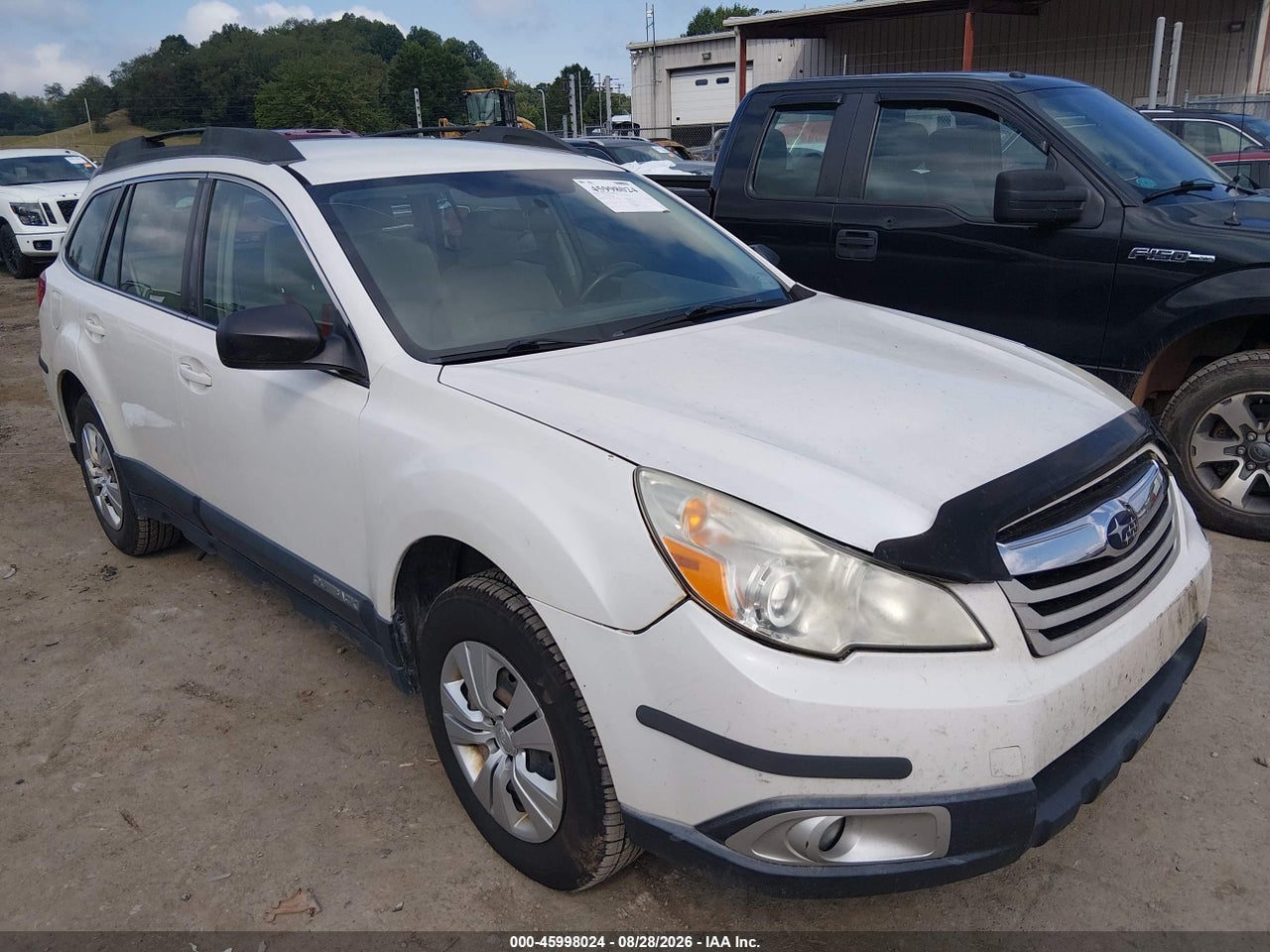 2010 SUBARU OUTBACK 2.5I