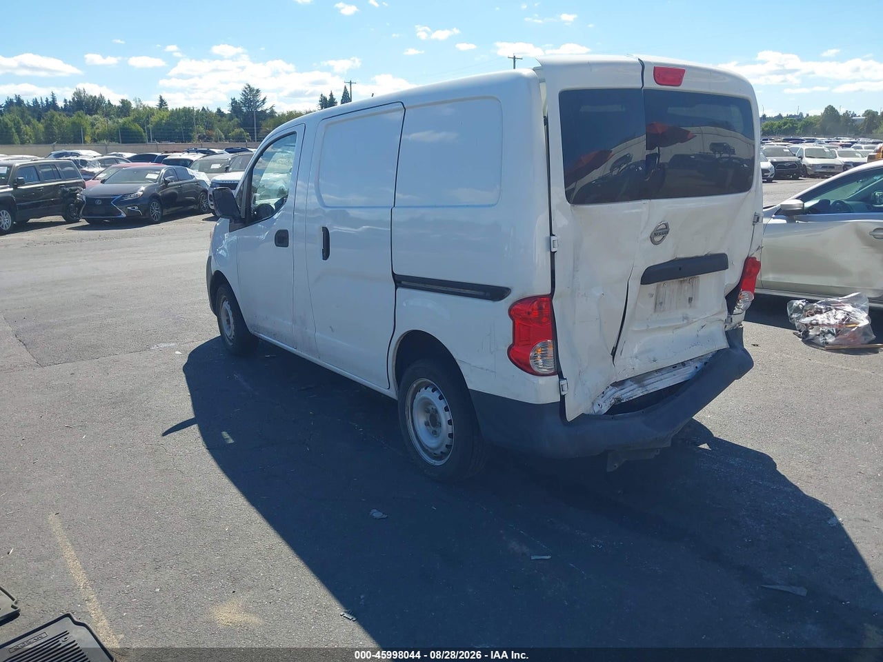 2019 NISSAN NV200 S · 3/10