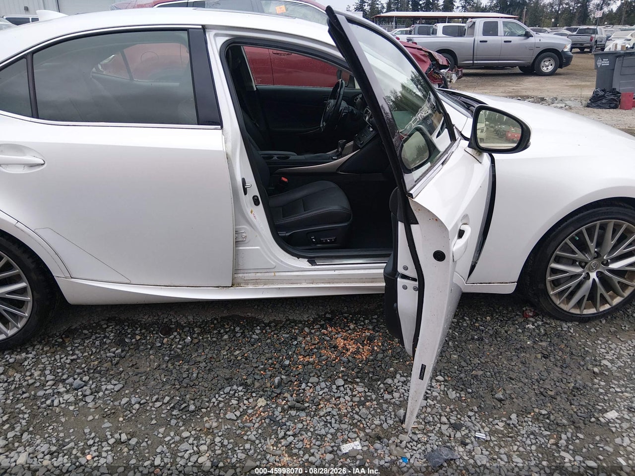 2016 LEXUS IS 300   · 5/11