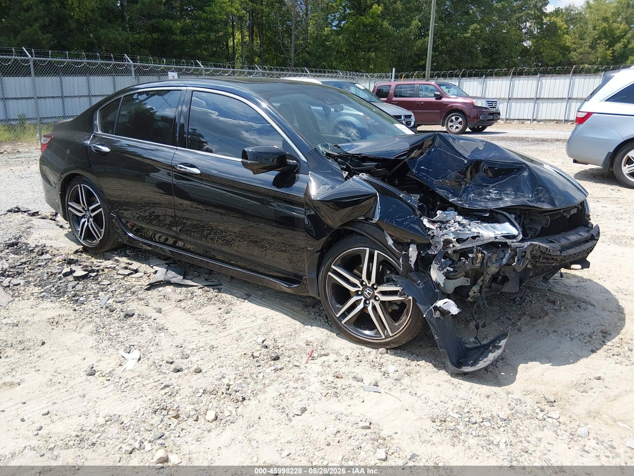 1HGCR3F93HA****** · 2017 HONDA ACCORD TOURING V6