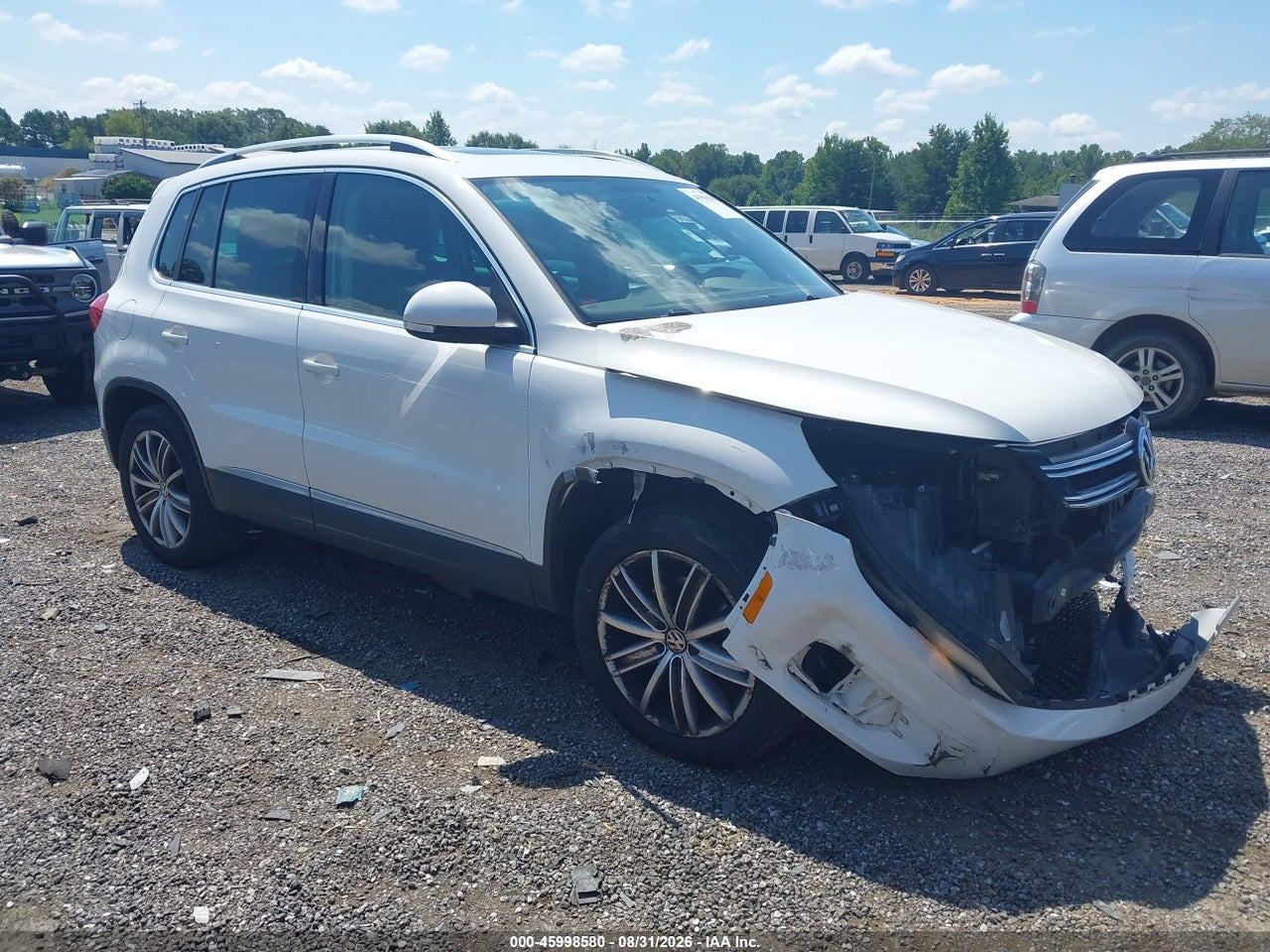 2013 VOLKSWAGEN TIGUAN SE