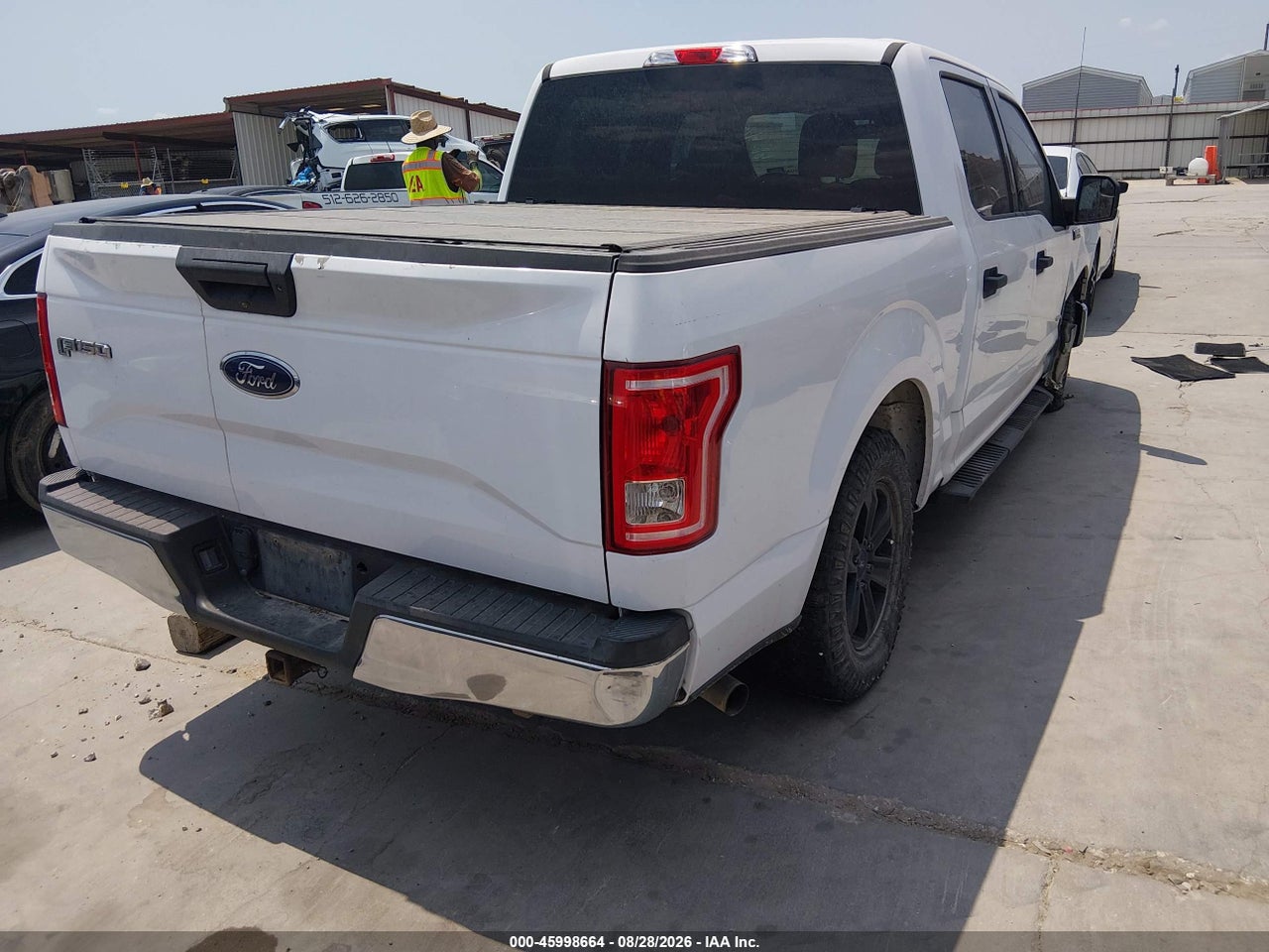 2017 FORD F-150 XLT · 4/10