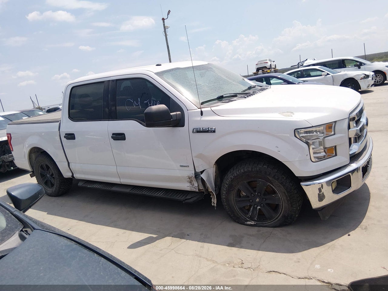 2017 FORD F-150 XLT · 6/10