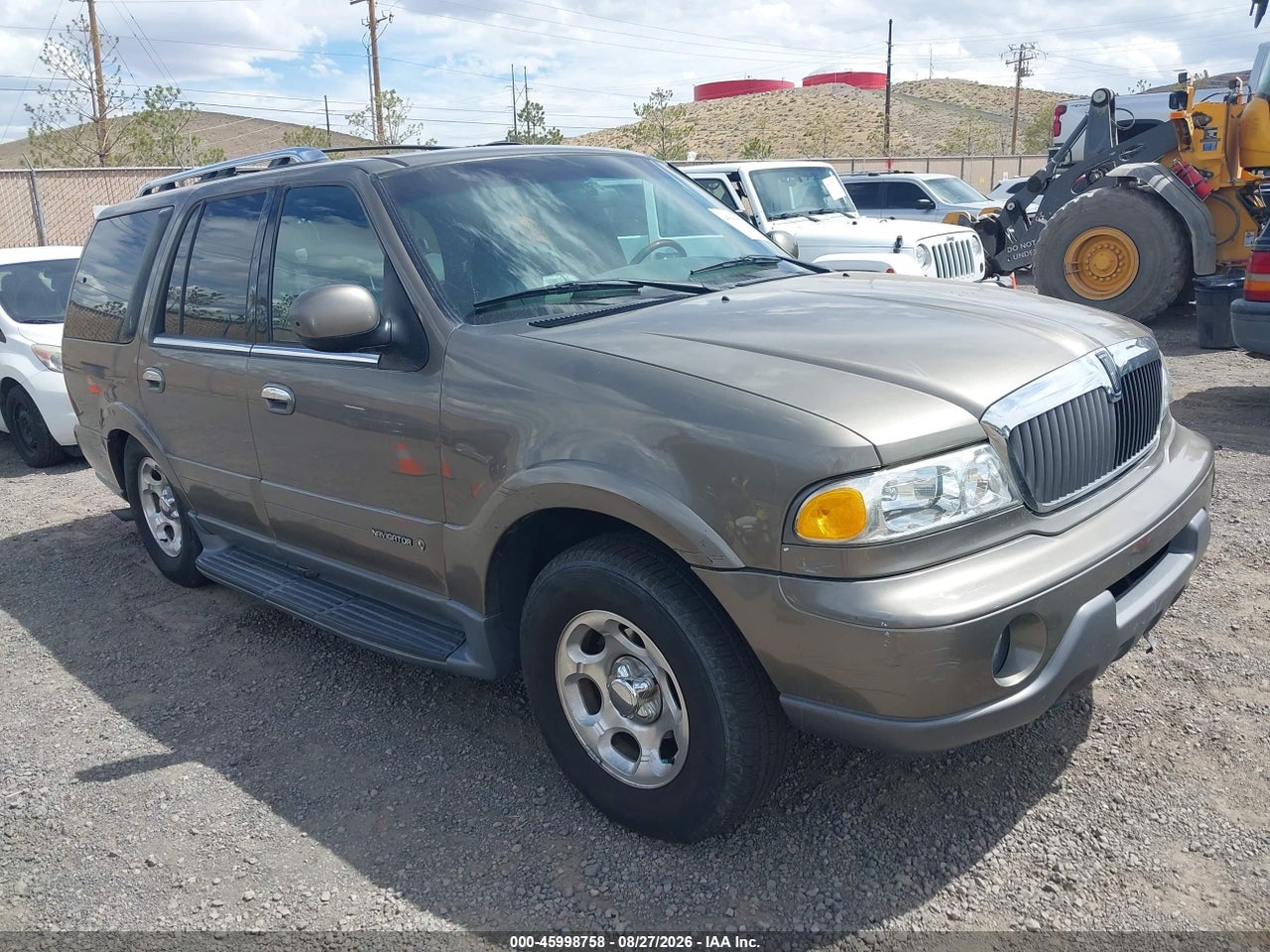 2002 LINCOLN NAVIGATOR  