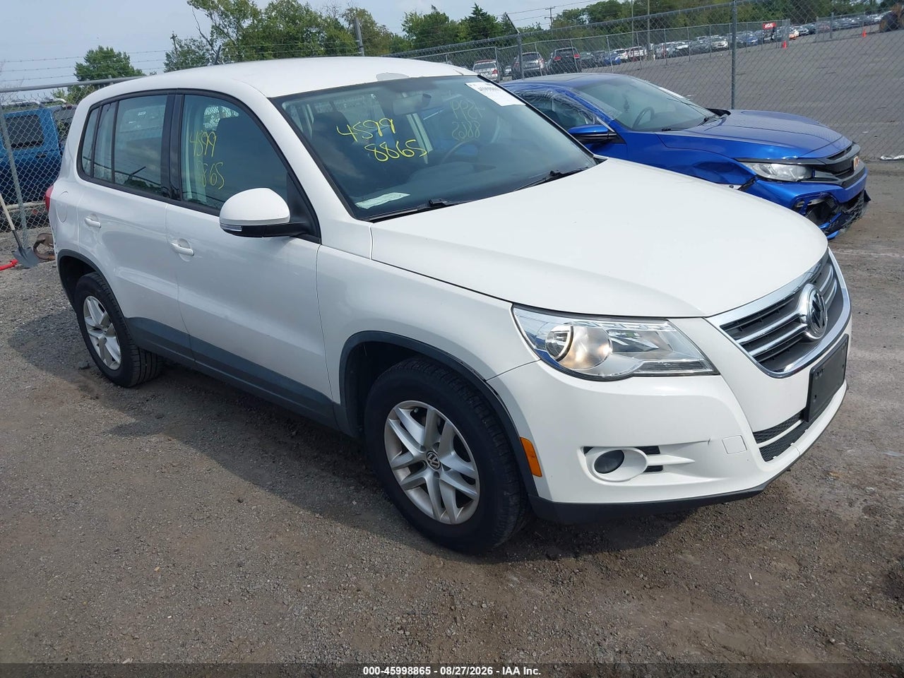 2011 VOLKSWAGEN TIGUAN S