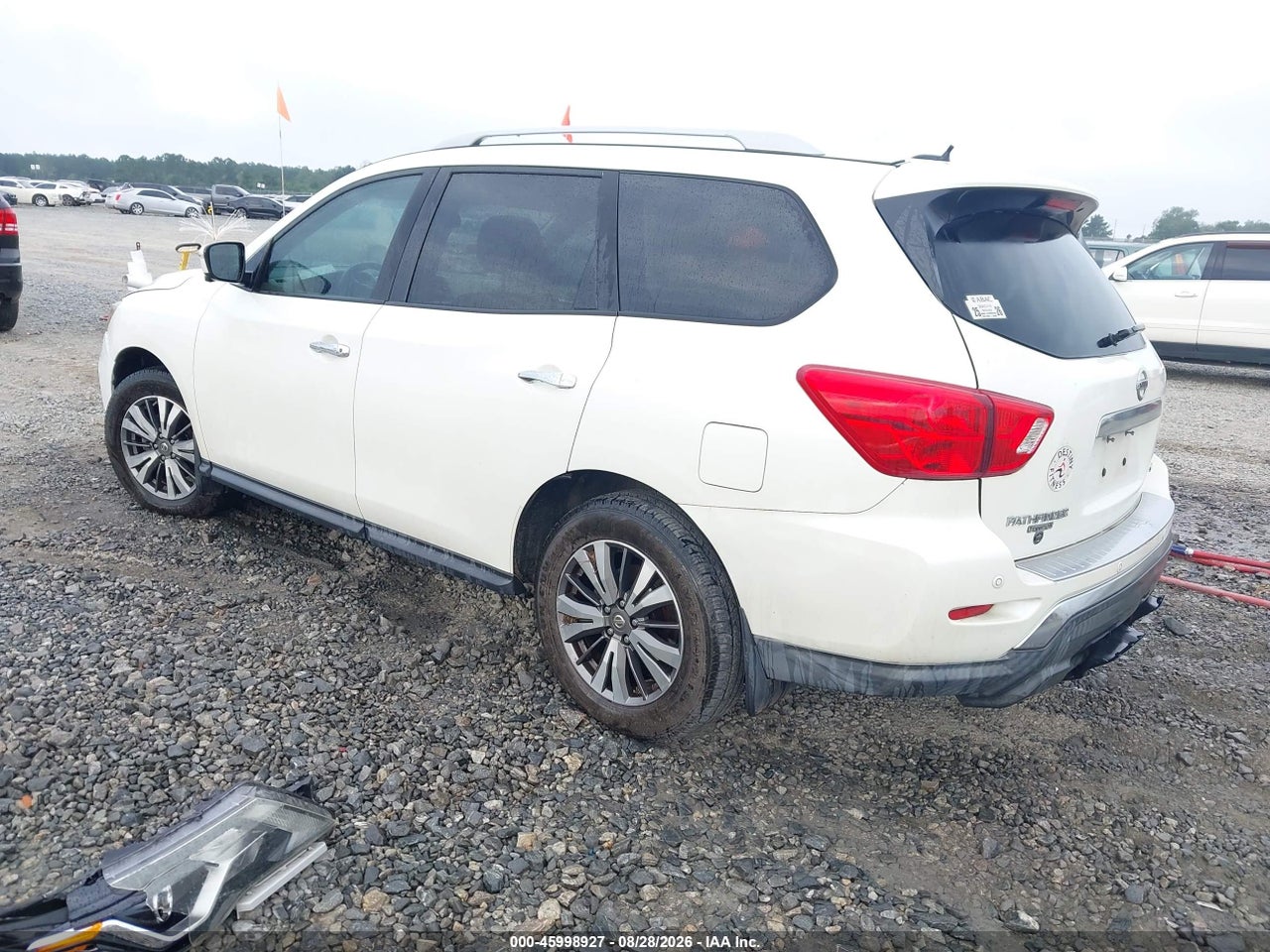 2017 NISSAN PATHFINDER SL · 3/11