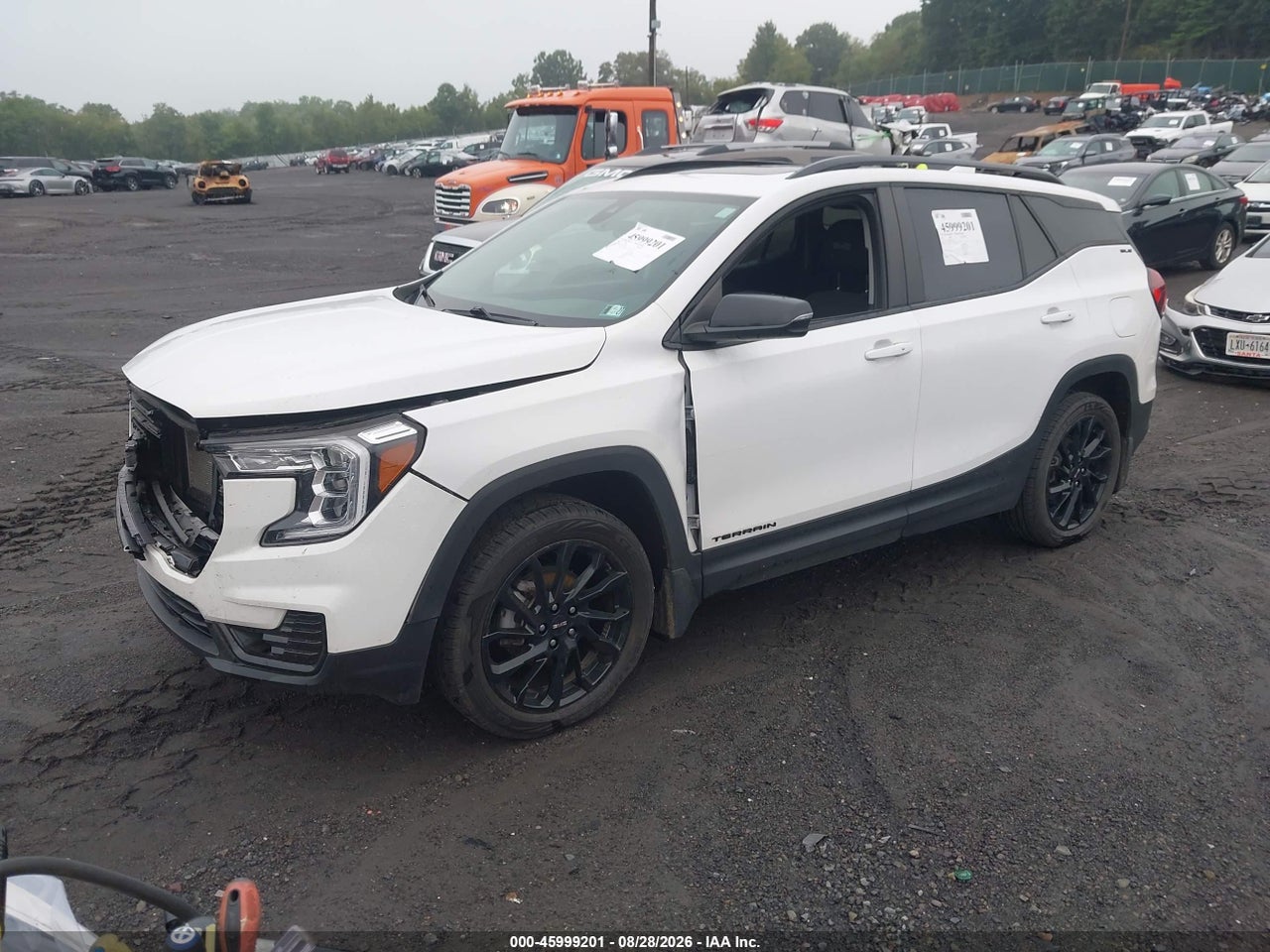 2023 GMC TERRAIN AWD SLE · 2/11
