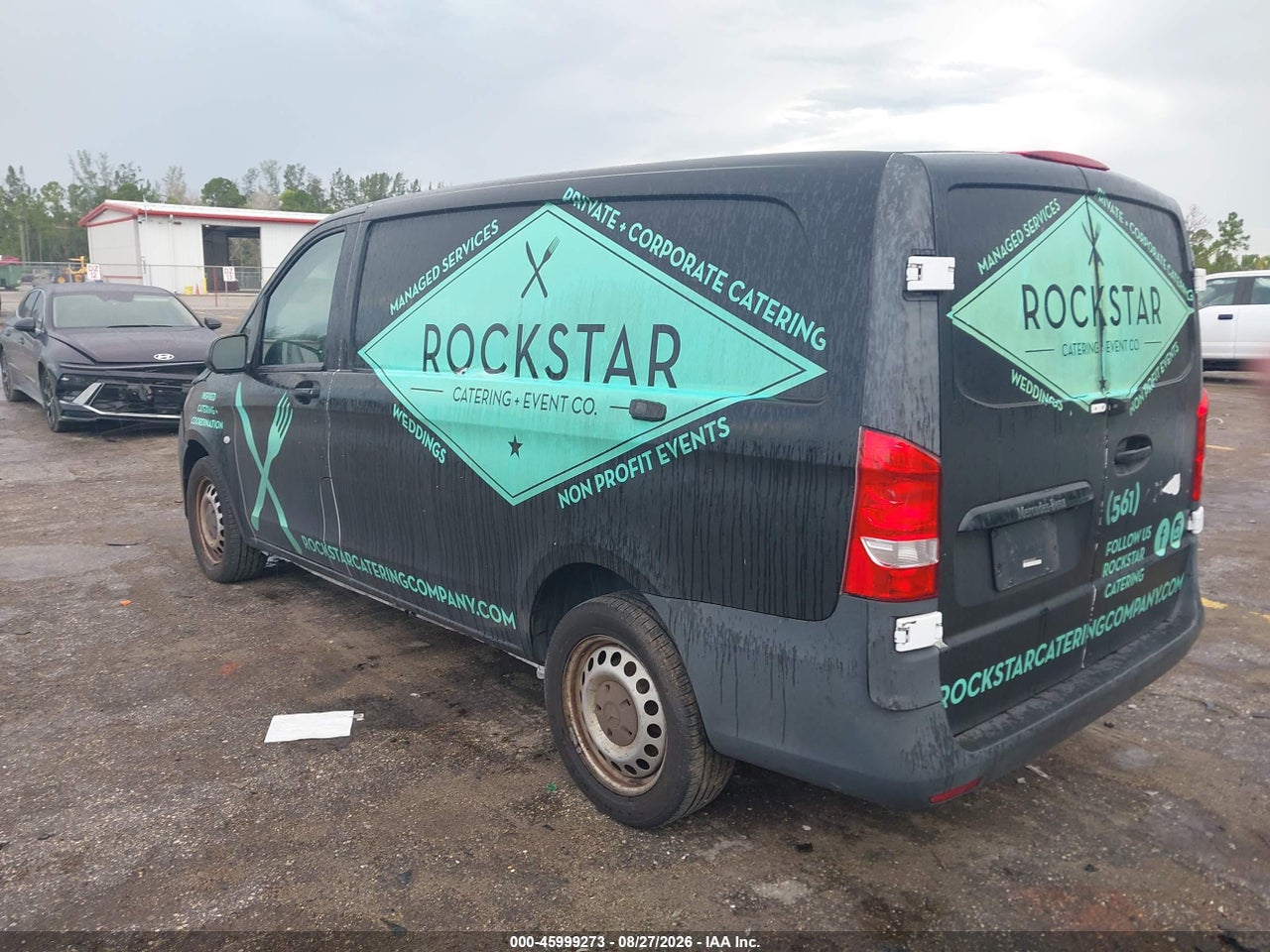 2020 MERCEDES-BENZ METRIS · 3/11