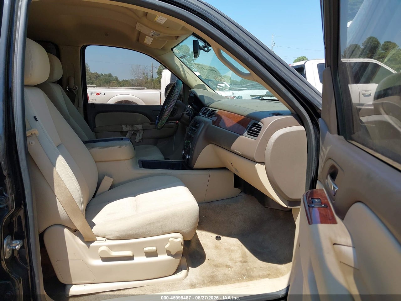 2012 GMC YUKON SLE · 5/11