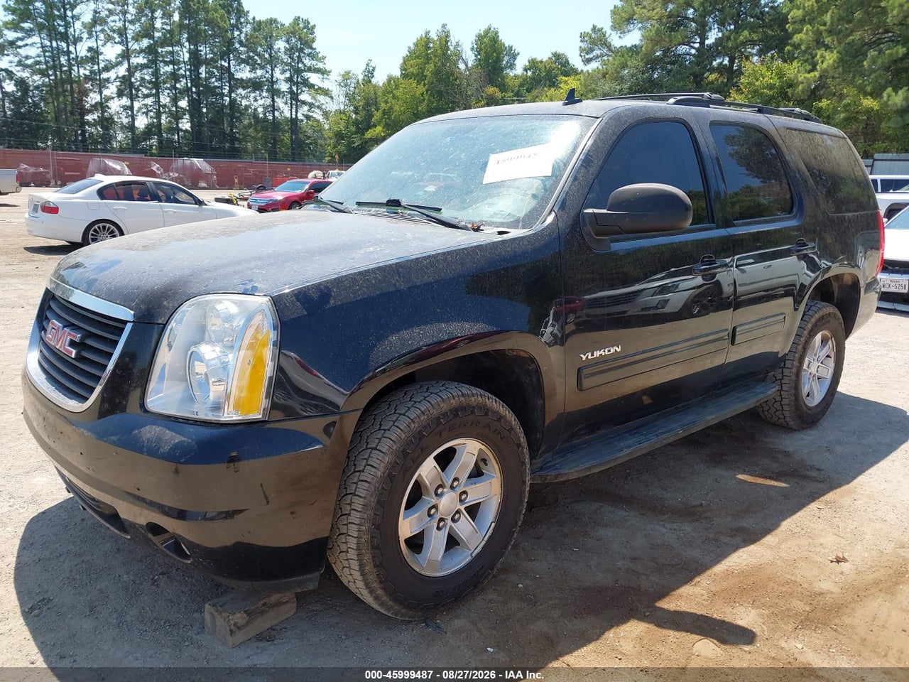 2012 GMC YUKON SLE · 2/11
