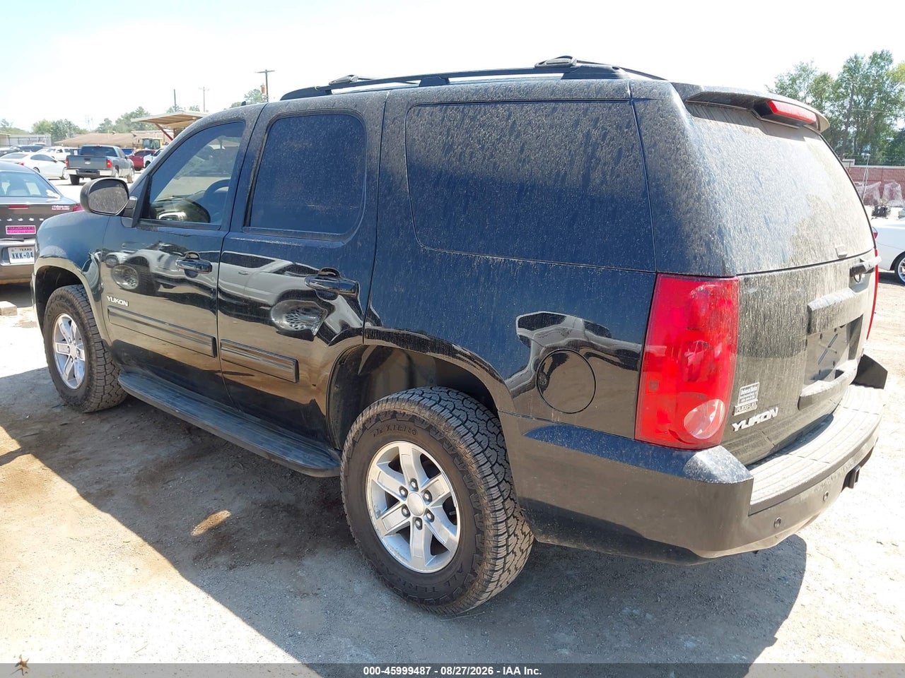 2012 GMC YUKON SLE · 3/11