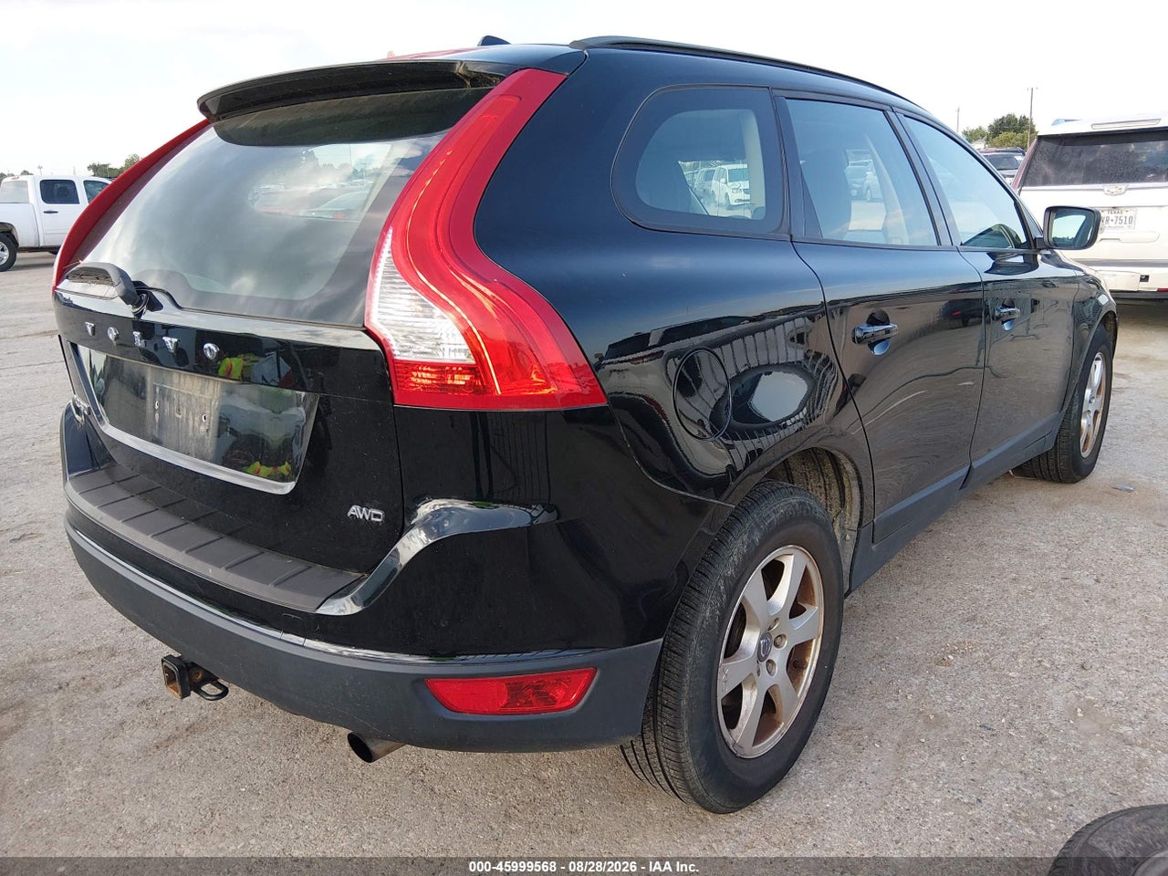 2012 VOLVO XC60 3.2/3.2 PLATINUM/3.2 PREMIER/3.2 PREMIER PLUS · 4/11