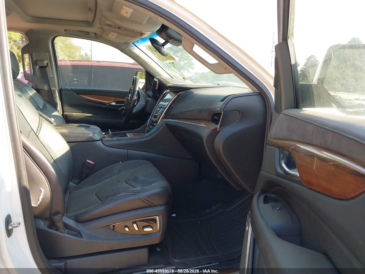 2016 CADILLAC ESCALADE PREMIUM COLLECTION · 5/11