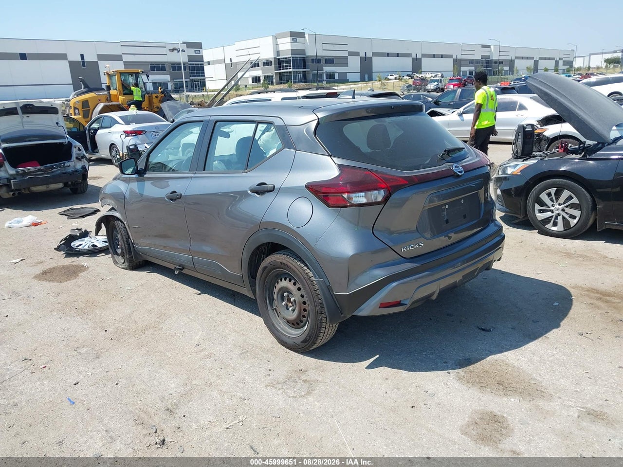 2021 NISSAN KICKS S XTRONIC CVT · 3/11