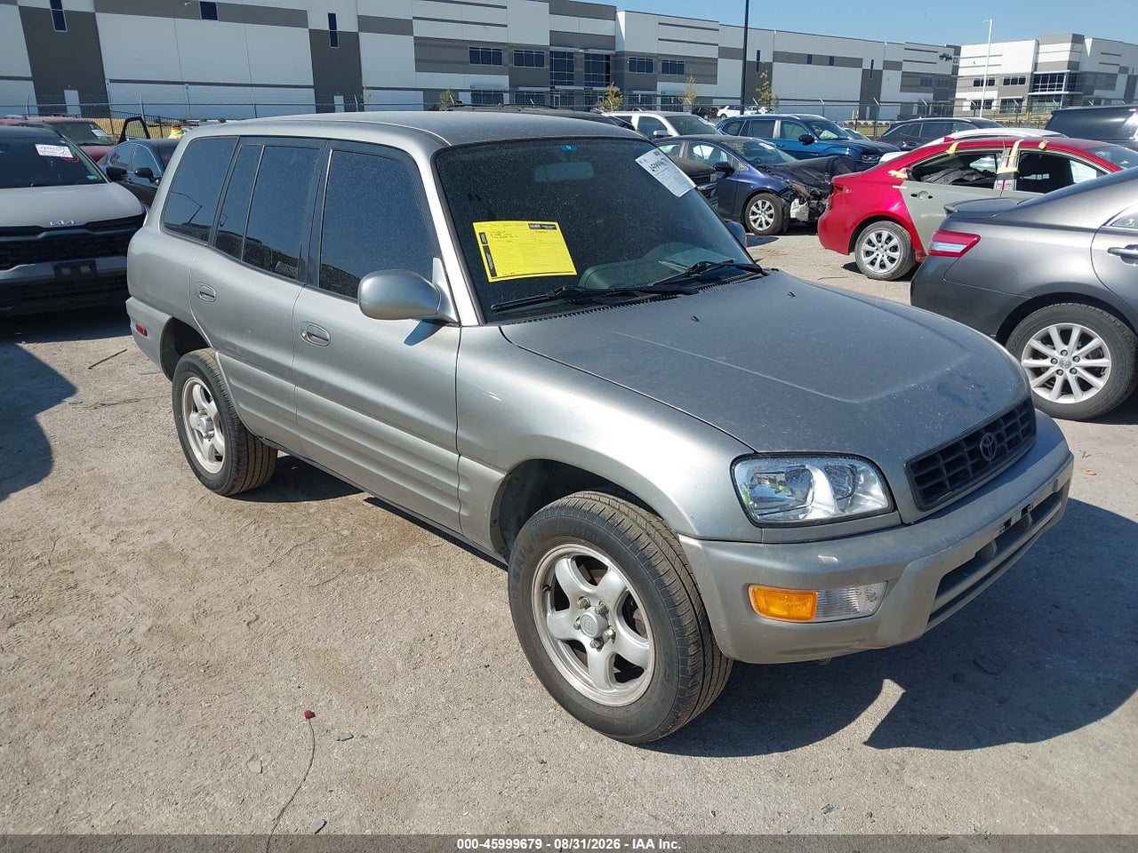 2000 TOYOTA RAV4  