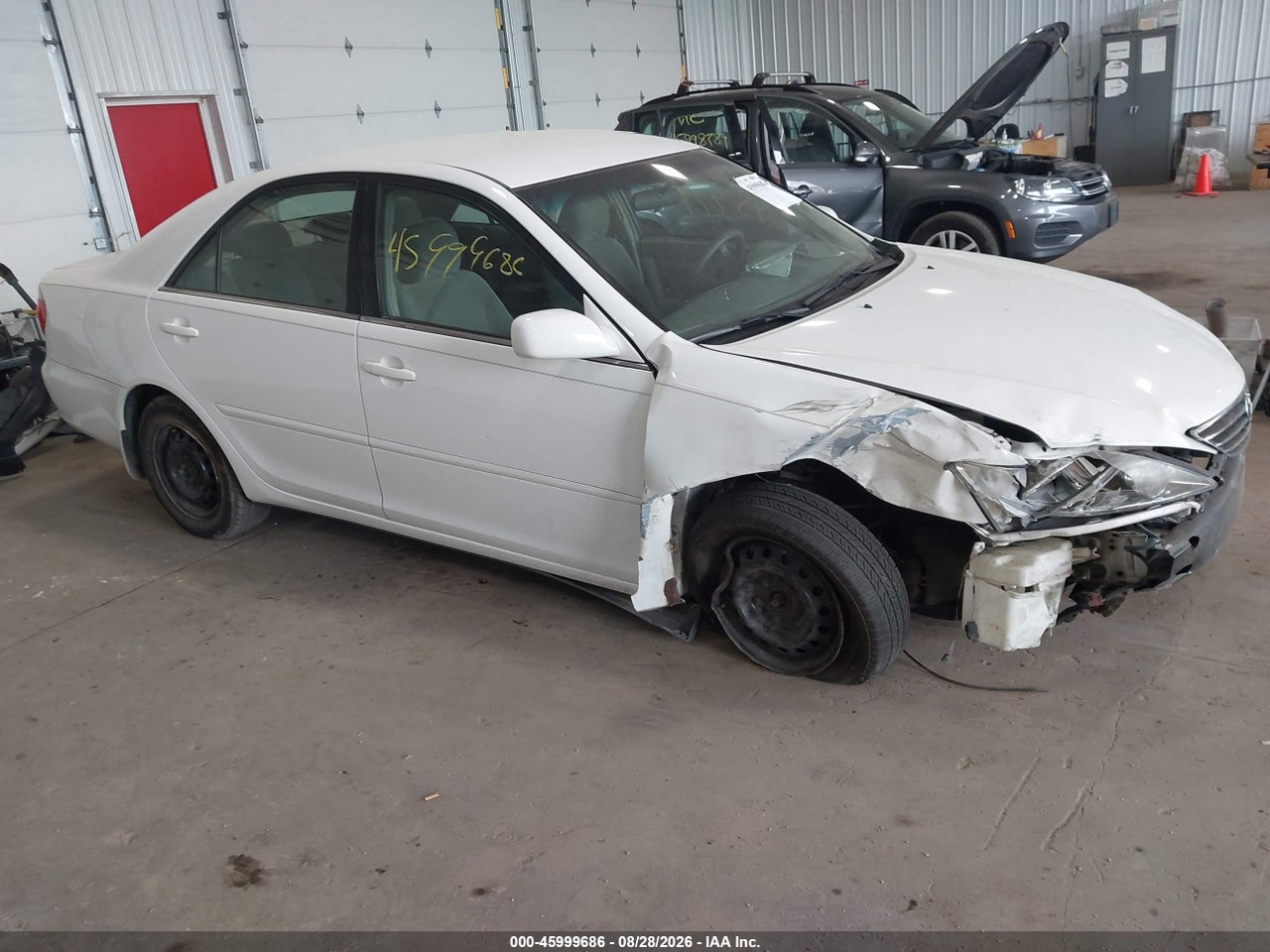 4T1BE32K15U****** · 2005 TOYOTA CAMRY LE