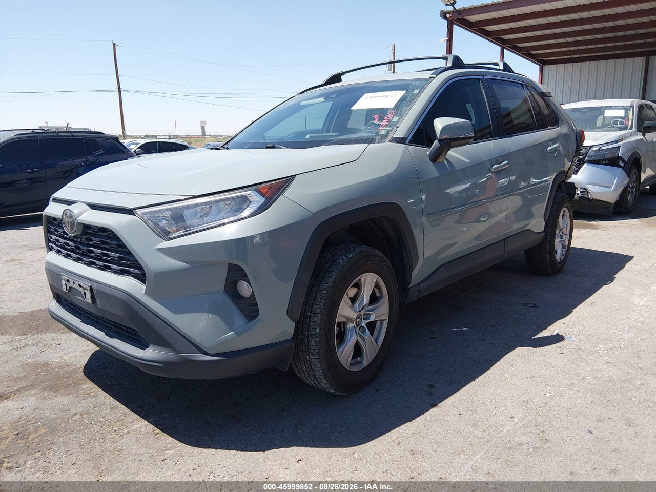2019 TOYOTA RAV4 XLE · 2/11