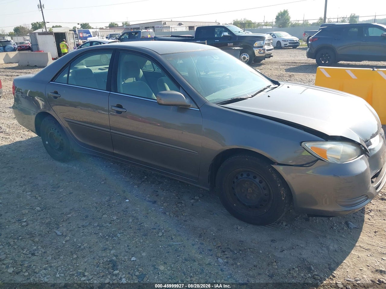 4T1BE30K94U****** · 2004 TOYOTA CAMRY LE