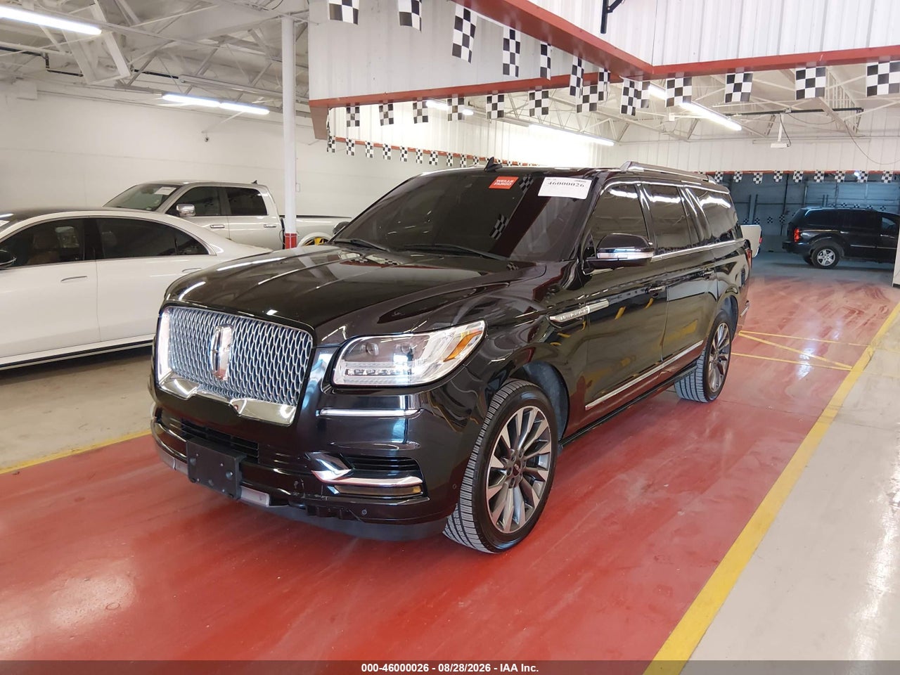 2021 LINCOLN NAVIGATOR RESERVE L · 2/11