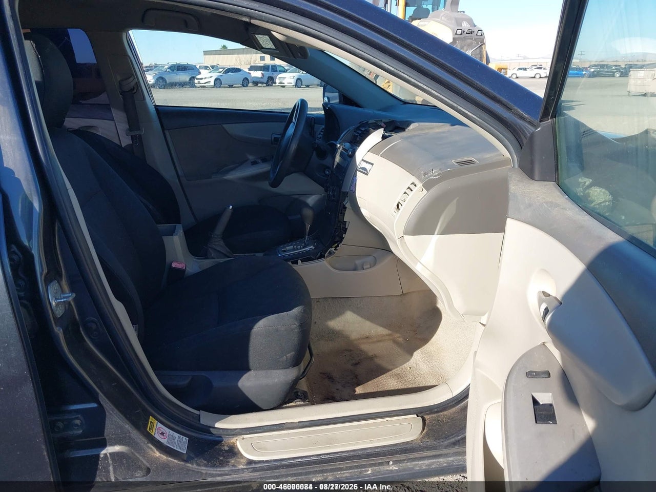 2010 TOYOTA COROLLA LE · 5/11