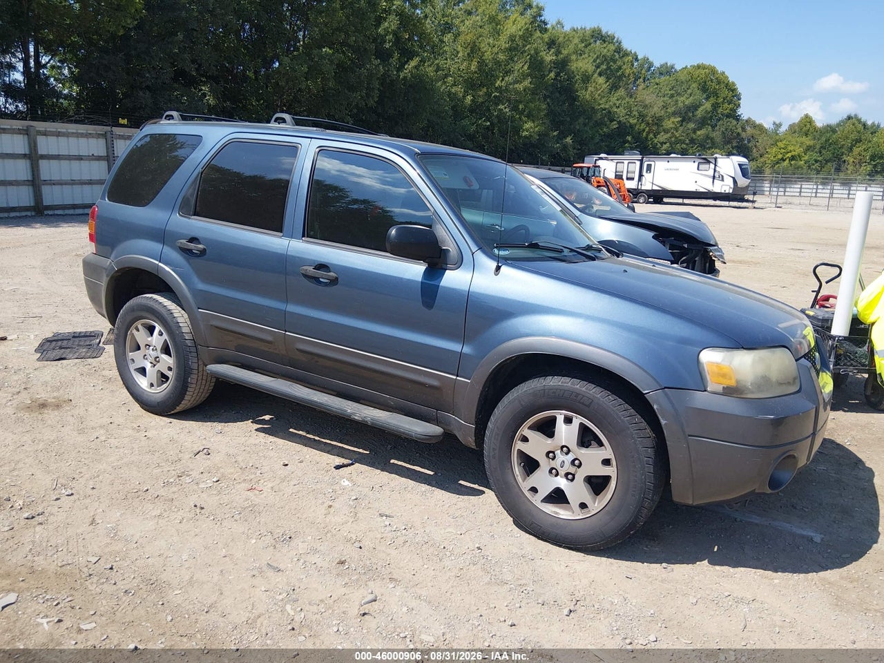 2005 FORD ESCAPE XLT