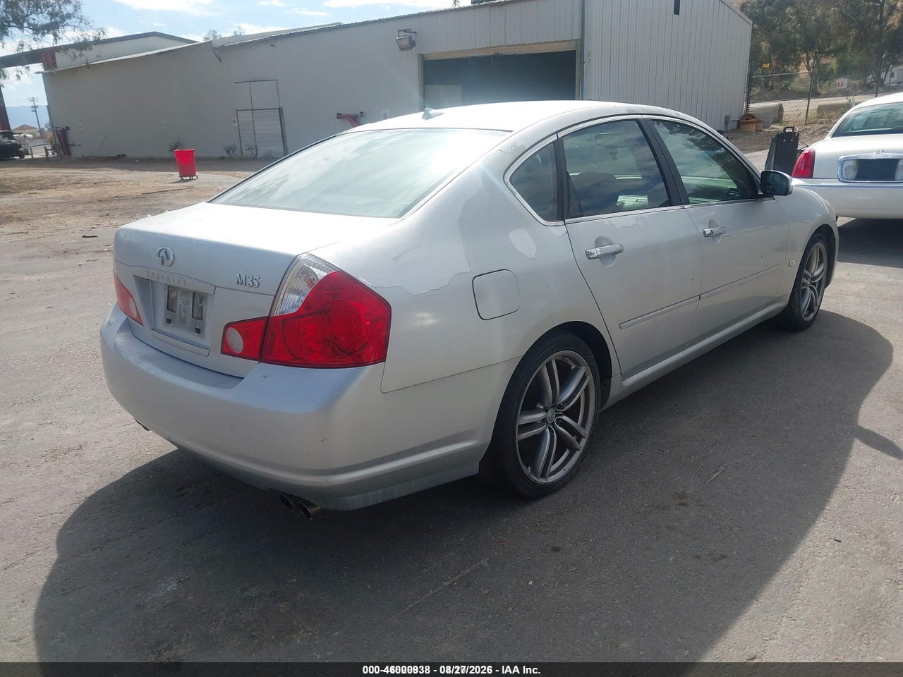 2006 INFINITI M35 SPORT · 4/11
