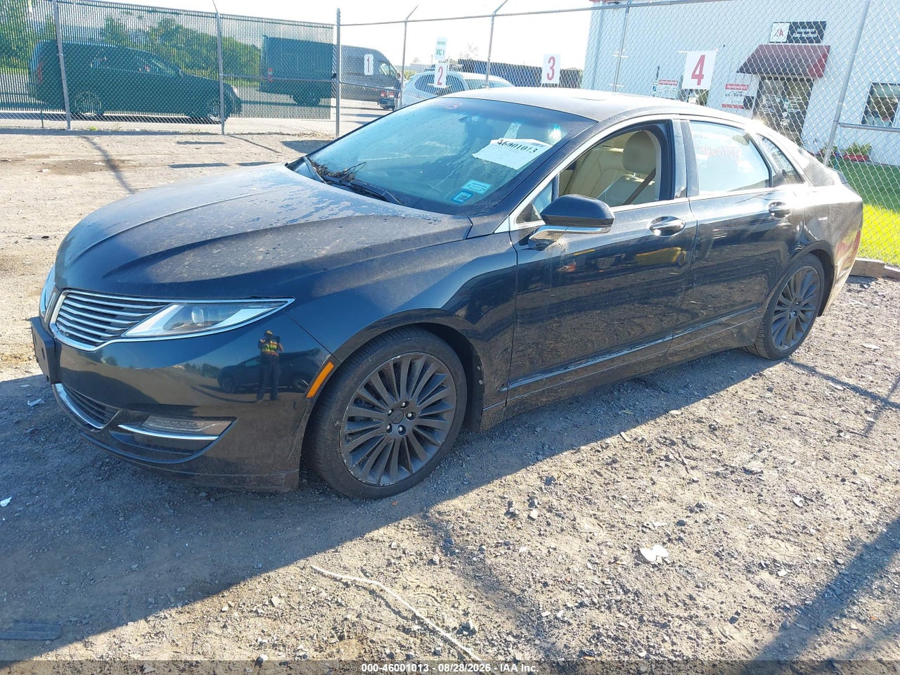 2014 LINCOLN MKZ HYBRID   · 2/11