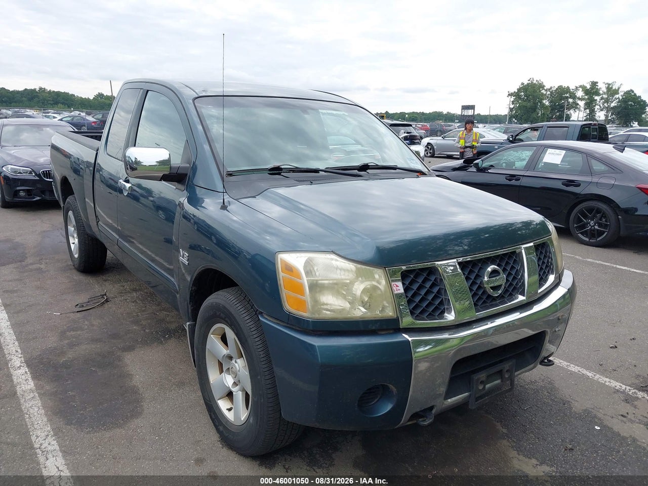 2004 NISSAN TITAN SE
