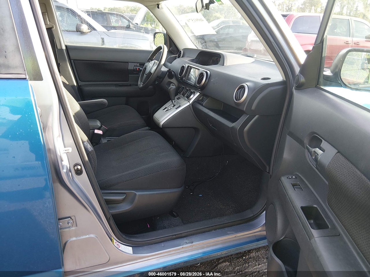 2010 SCION XB   · 5/11