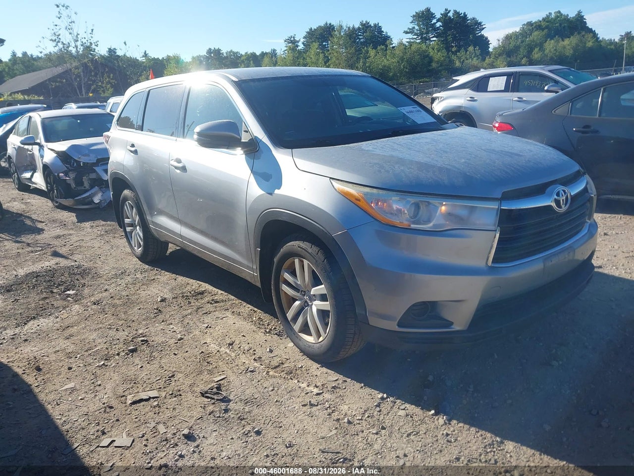 5TDBKRFH4ES****** · 2014 TOYOTA HIGHLANDER LE V6