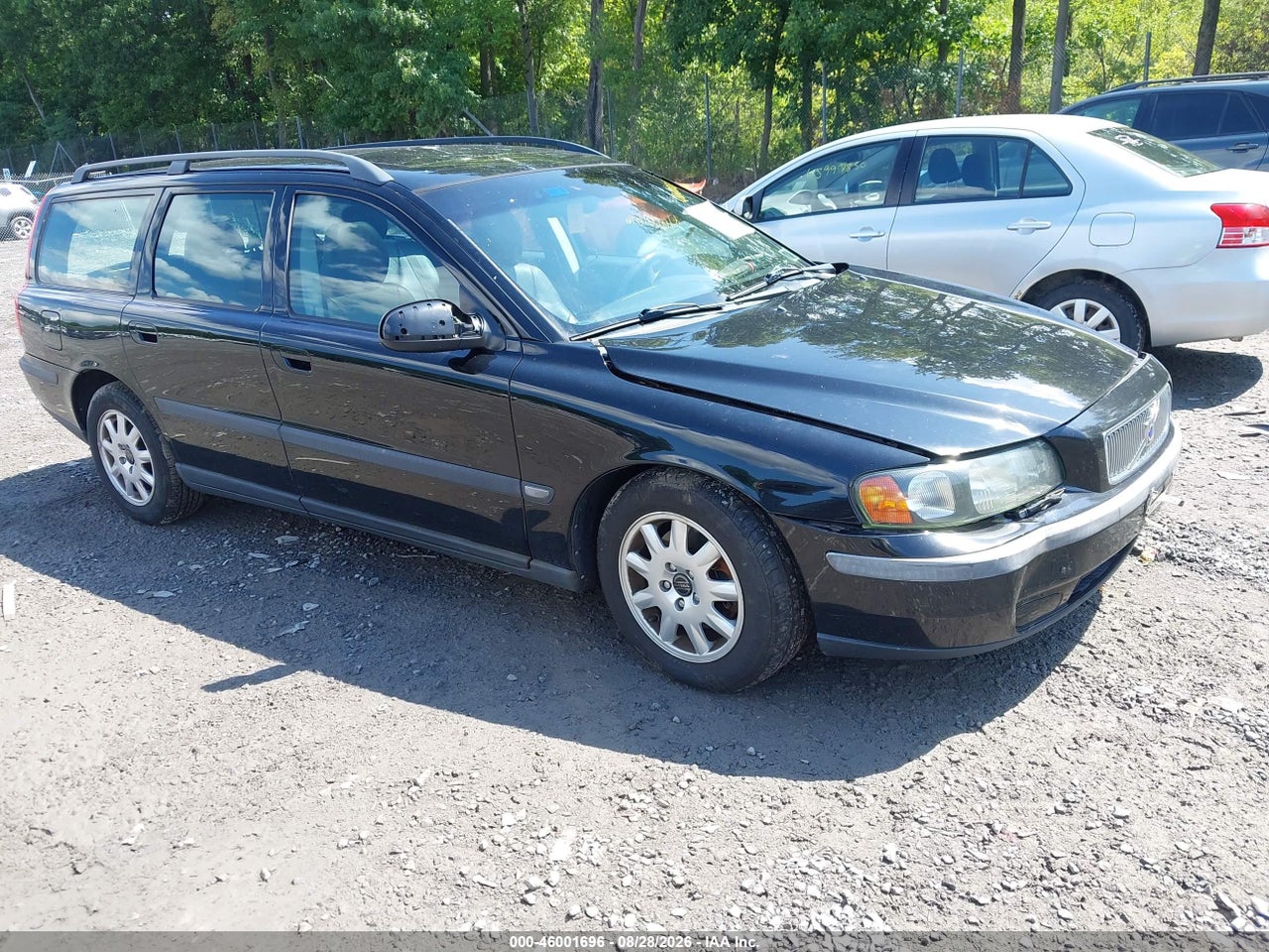 2003 VOLVO V70 2.4