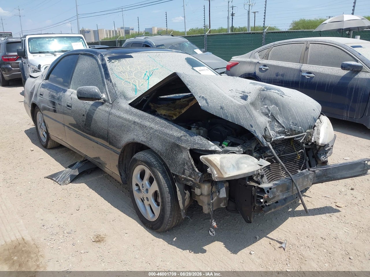 2000 LEXUS ES 300  