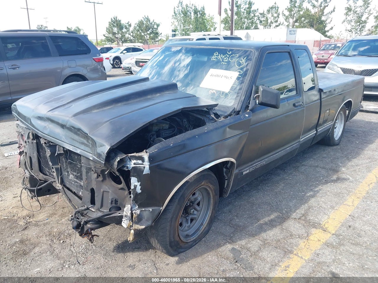 1992 GMC SONOMA   · 2/11