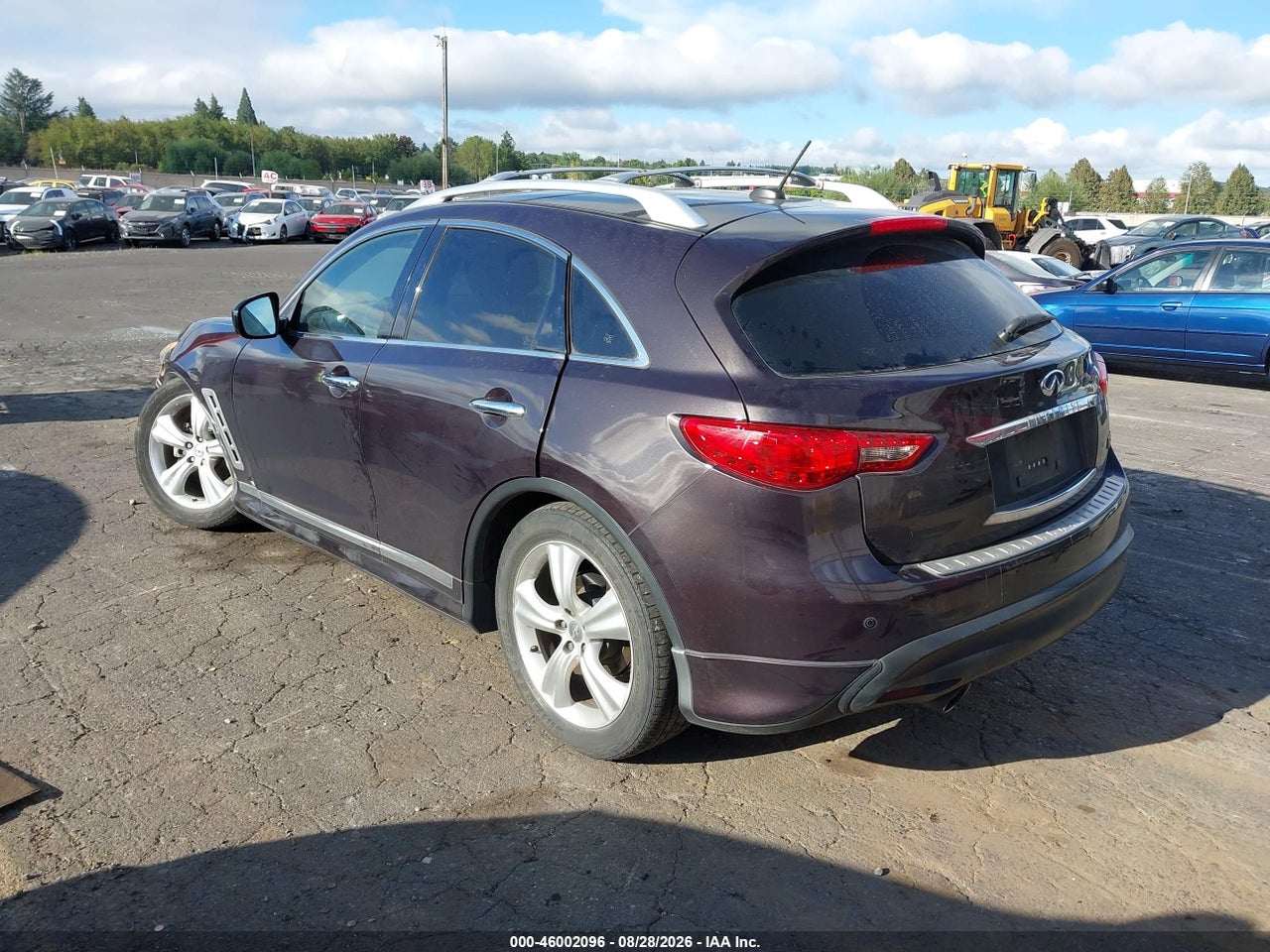 2010 INFINITI FX35   · 3/11
