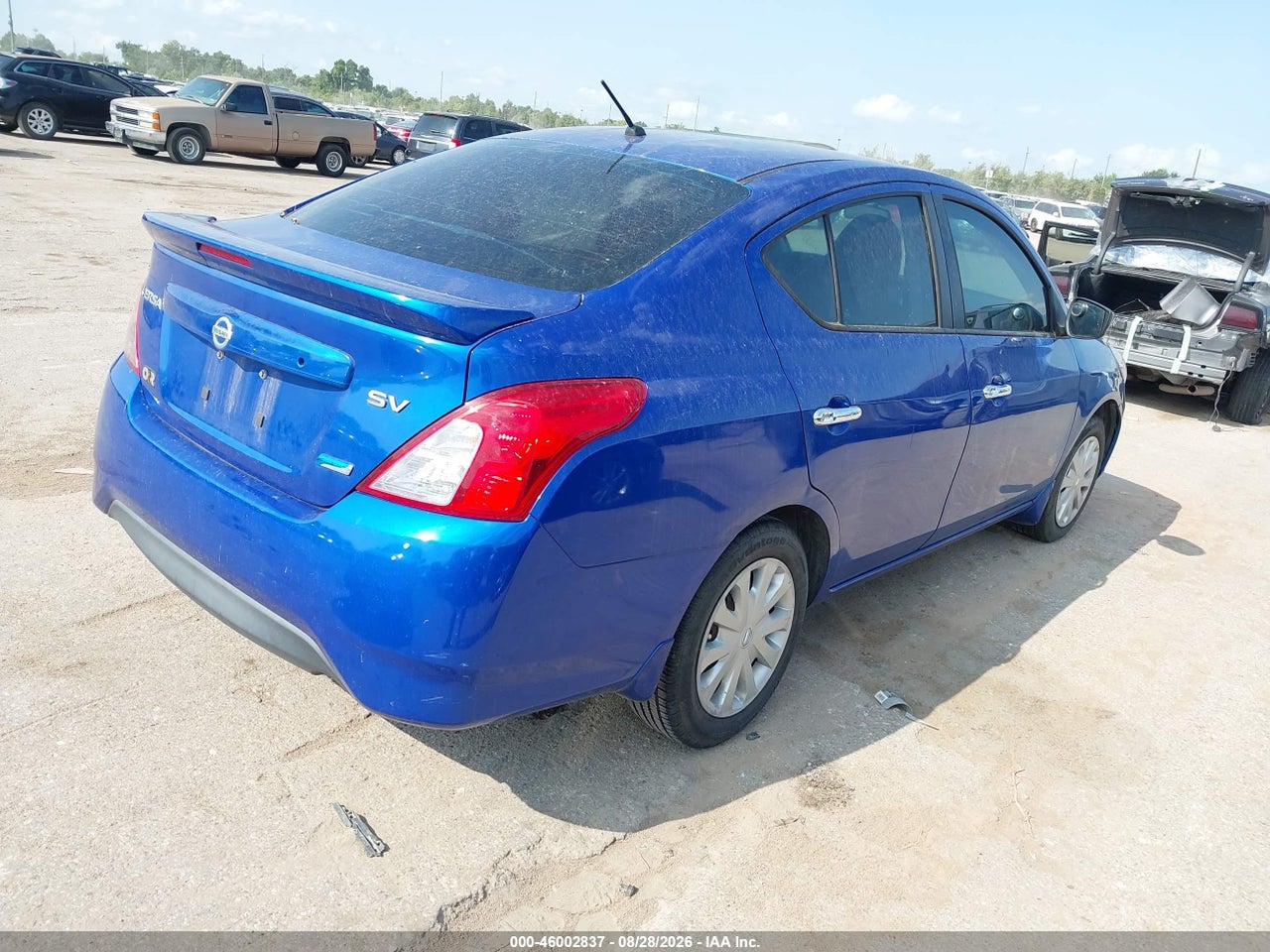2015 NISSAN VERSA 1.6 SV · 4/11