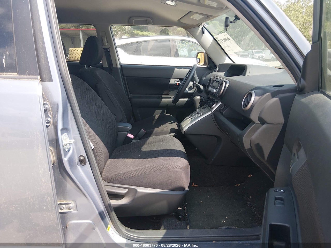 2009 SCION XB   · 5/11